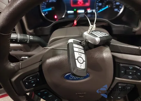 2020 Ford Expedition Xlt from USA, damaged, VIN 1FMJU1JT3LEA62101